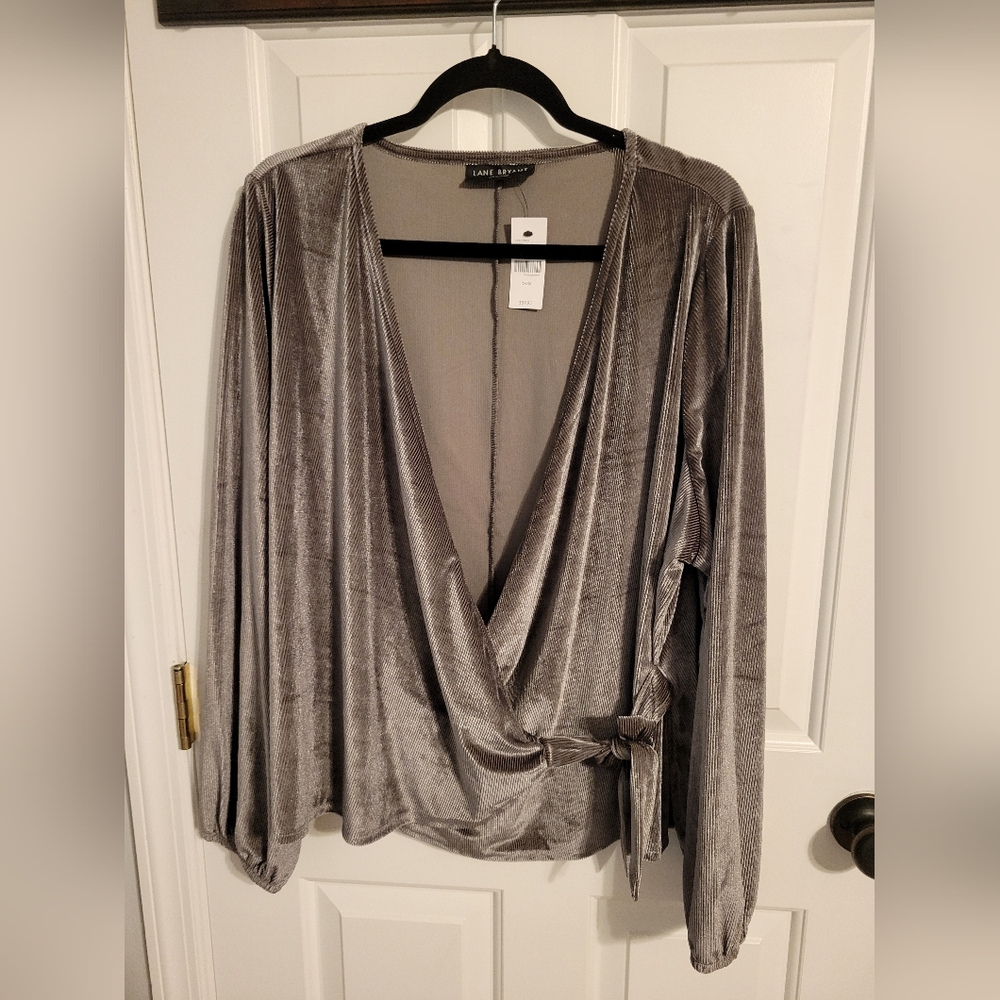 NWT Lane Bryant velvet wrap blouse, size 26/28
